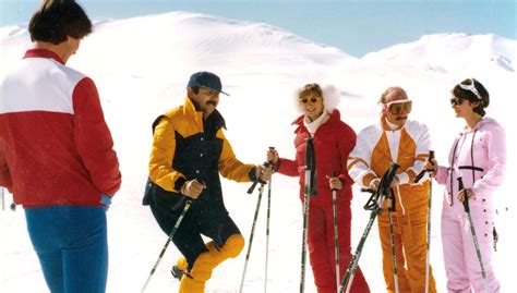 équipe technique de les bronzés font du ski|More.